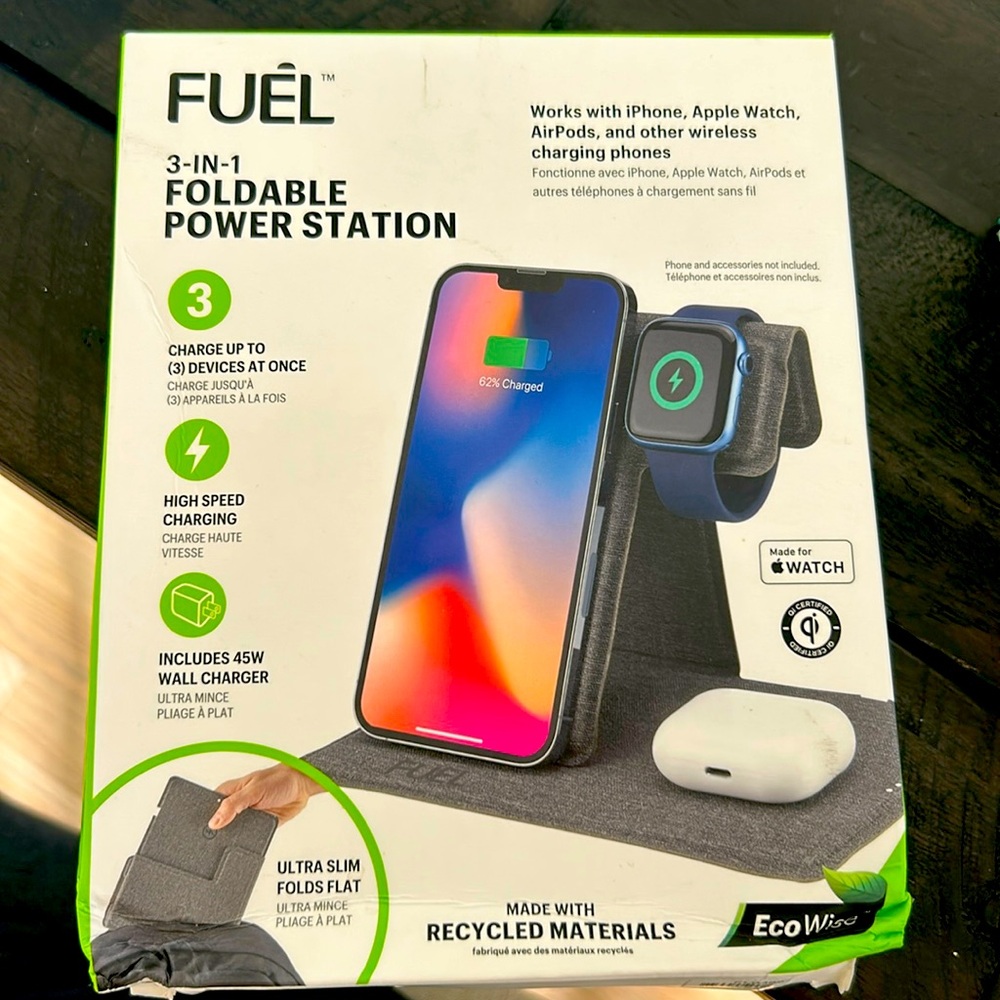 Fuel 3-in-1 foldable power station